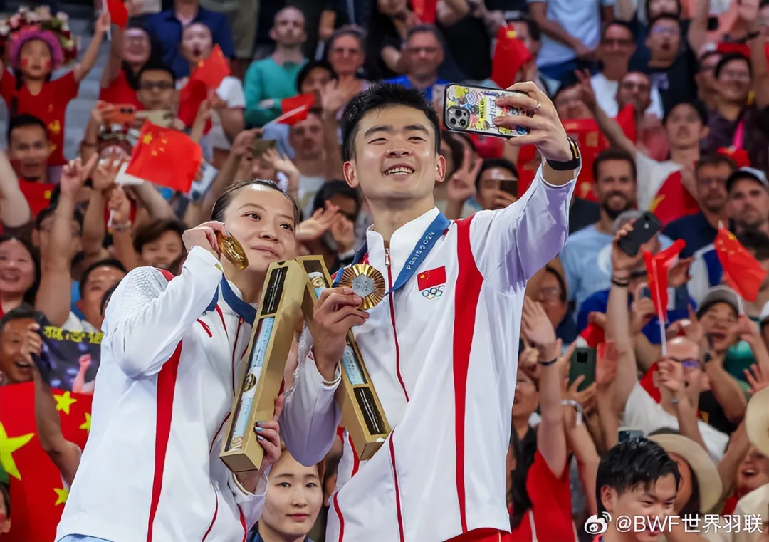 韩国队完胜马来西亚队，郑思维点燃赛场的简单介绍