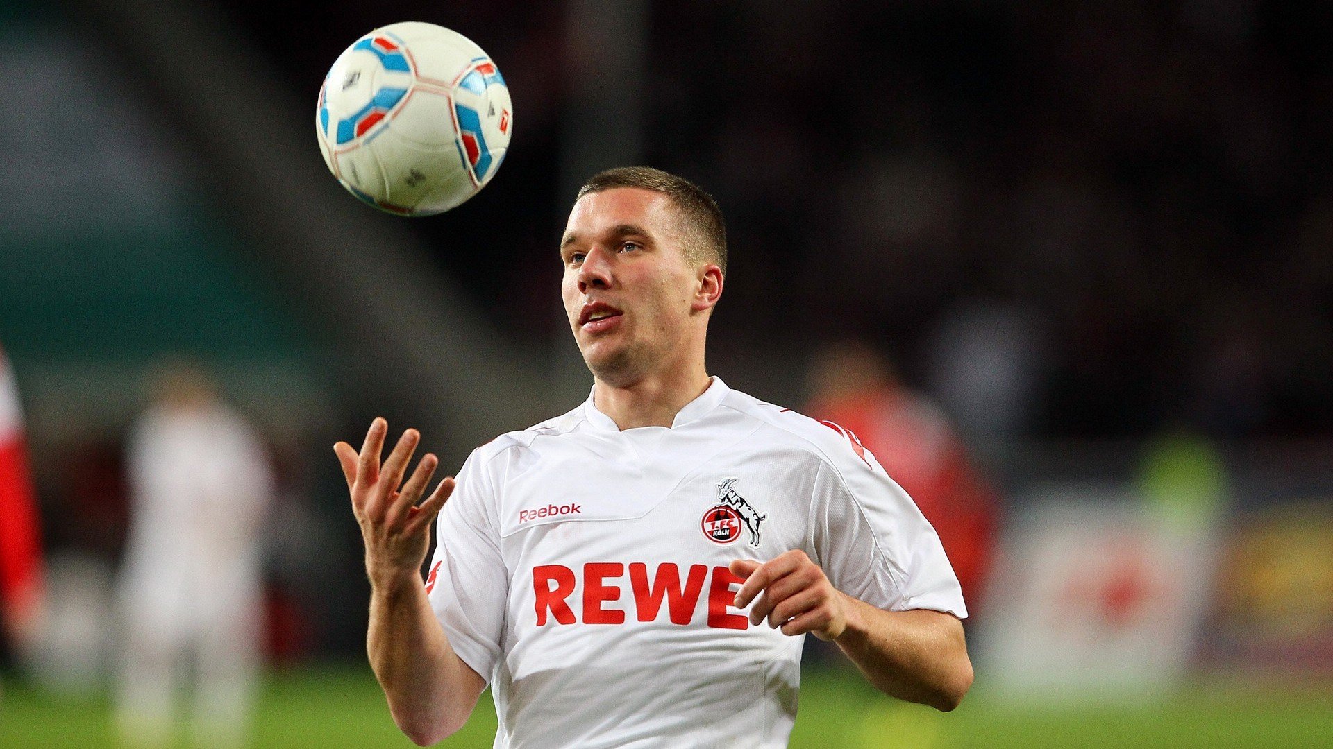 冰峰对决,火箭绝境升空,武切维奇一球定天山