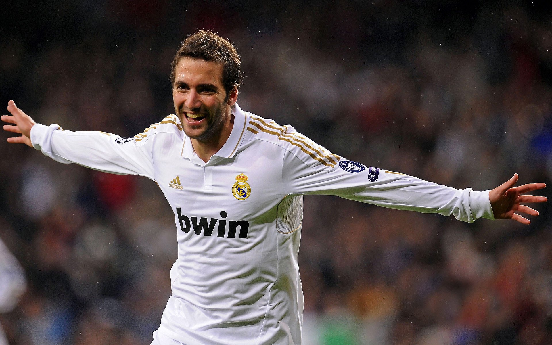 法比尼奥的怒吼，一粒进球如何点燃安哥拉，掀翻哥伦比亚巨人